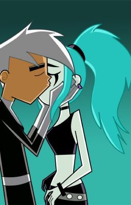 Danny Phantom love story