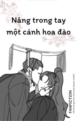 (HSTK) Nâng trong tay một cánh hoa đào