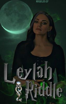 Leylah Riddle / AU