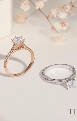 Nhẫn cưới vàng trắng giá bao nhiêu tiền một cặp?